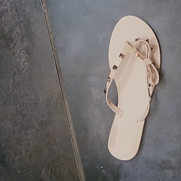 Olivia Miller Studded Jelly Flat Sandal Pink & Gold Size 10 Women's - Picture 2 of 6